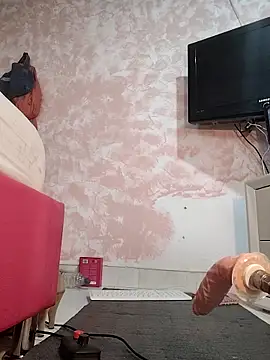 Snapshot of Kitty_Melodi chatting on October 25, 2025, 1:34 pm Kitty Melodi online show from October 25, 2025, 1:34 pm