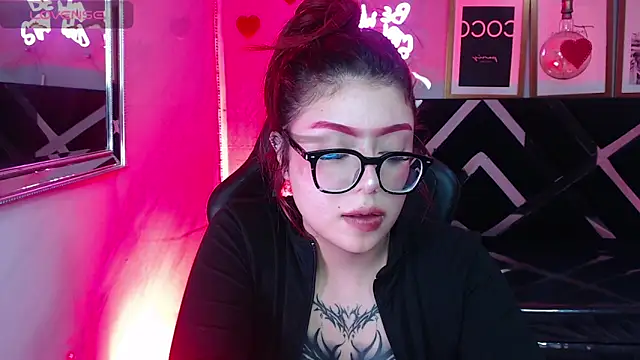 Red Bunny v online show from May 31, 2026, 3:40 pm