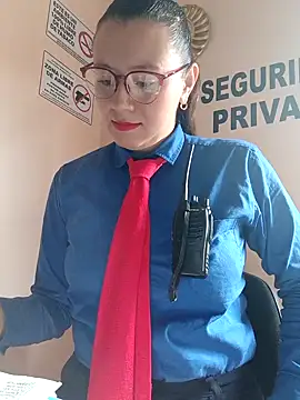 Snapshot of Hannah-colx chatting on September 25, 2025, 1:17 pm Hannah-colx online show from September 25, 2025, 1:17 pm