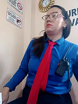 Snapshot of Hannah-colx chatting on November 7, 2025, 5:28 pm Hannah-colx online show from November 7, 2025, 5:28 pm