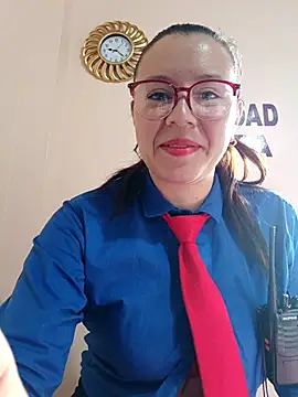 Snapshot of Hannah-colx chatting on September 12, 2025, 1:22 pm Hannah-colx online show from September 12, 2025, 1:22 pm