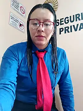 Snapshot of Hannah-colx chatting on September 20, 2025, 2:11 pm Hannah-colx online show from September 20, 2025, 2:11 pm