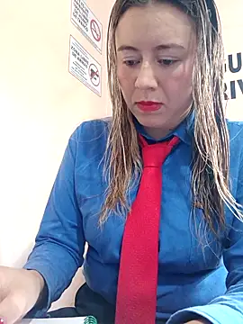 Snapshot of Hannah-colx chatting on April 25, 2026, 4:59 pm Hannah-colx online show from April 25, 2026, 4:59 pm