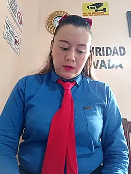 Snapshot of Hannah-colx chatting on April 18, 2026, 3:25 pm Hannah-colx online show from April 18, 2026, 3:25 pm
