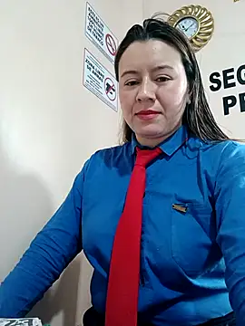 Hannah-colx online show from April 17, 2026, 4:10 pm