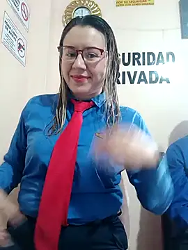 Hannah-colx online show from April 15, 2026, 1:59 pm