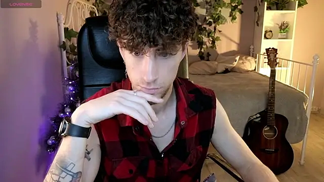 Snapshot of mark_caron chatting on December 21, 2025, 4:08 pm mark caron online show from December 21, 2025, 4:08 pm