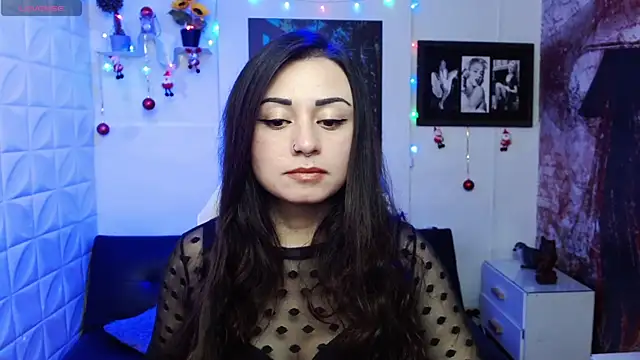 Eva Roussell online show from December 19, 2025, 2:41 pm