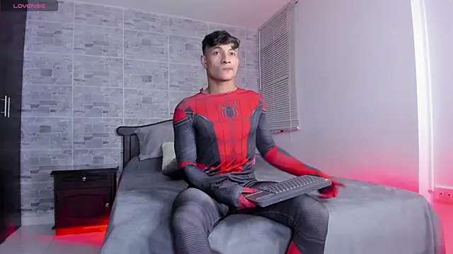 Snapshot of DavisFirb chatting on October 31, 2025, 2:19 am DavisFirb online show from October 31, 2025, 2:19 am