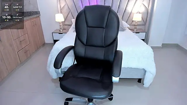 issi loren online show from January 15, 2026, 8:23 pm