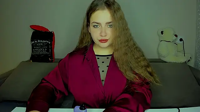 Snapshot of yourgem__ chatting on September 8, 2025, 7:13 pm yourgem online show from September 8, 2025, 7:13 pm