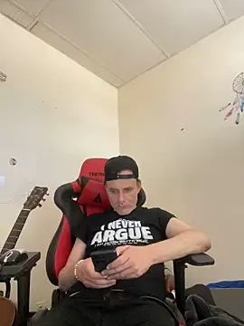 NicPolaris online show from April 14, 2026, 6:57 pm