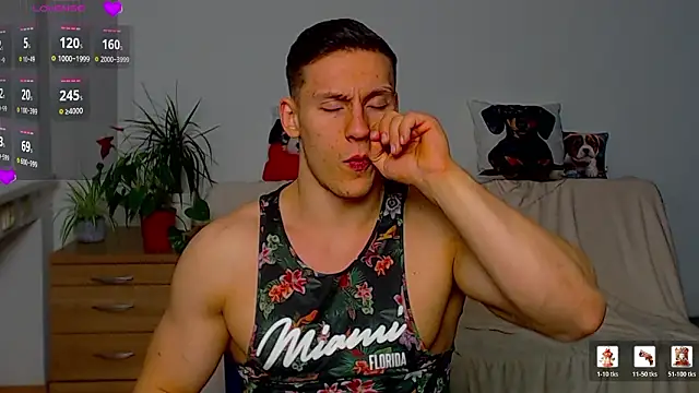 ZeinMiracles online show from March 20, 2026, 10:33 pm