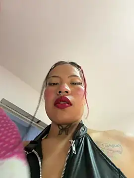 Georgina Astor online show from March 18, 2026, 3:31 am