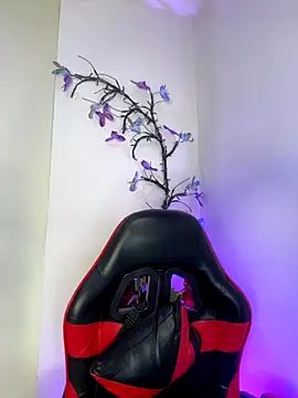 Snapshot of CATALEYA_CAST1 chatting on November 21, 2025, 10:31 pm CATALEYA CAST1 online show from November 21, 2025, 10:31 pm