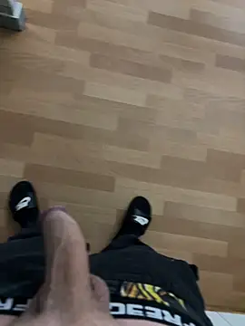 Snapshot of cook907920 chatting on November 27, 2025, 2:28 pm cook907920 online show from November 27, 2025, 2:28 pm