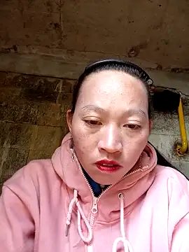 Snapshot of tcm-cute chatting on December 17, 2025, 5:12 am tcm-cute online show from December 17, 2025, 5:12 am