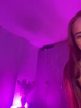 kattywil online show from November 18, 2025, 6:06 am