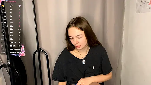 Snapshot of VelvetKate chatting on November 11, 2025, 9:09 pm VelvetKate online show from November 11, 2025, 9:09 pm