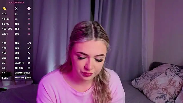 Snapshot of AliaBuerstatte chatting on November 10, 2025, 7:08 pm AliaBuerstatte online show from November 10, 2025, 7:08 pm