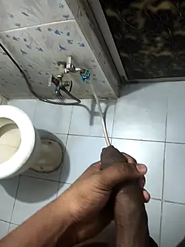 Leon hot33 online show from April 1, 2026, 1:41 am