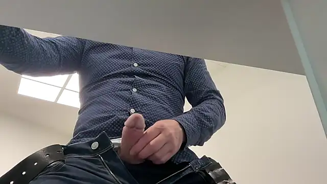 harrys74 online show from March 11, 2026, 1:49 pm