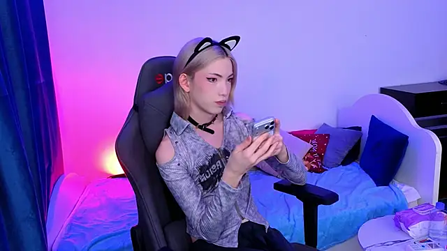 star madison online show from April 19, 2026, 1:45 pm