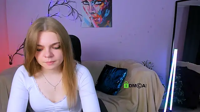 veronica bubble online show from September 23, 2025, 7:32 pm