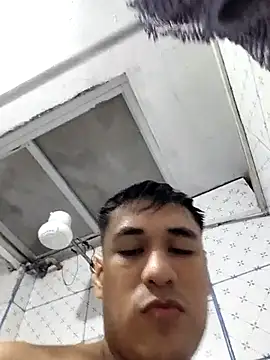 Exotic19cm online show from February 21, 2026, 9:50 pm