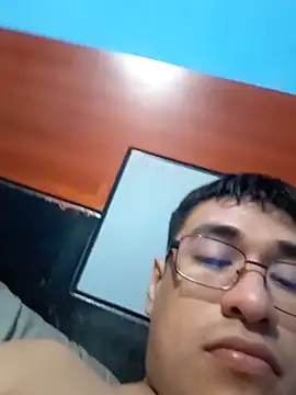 Exotic19cm online show from March 1, 2026, 2:06 pm