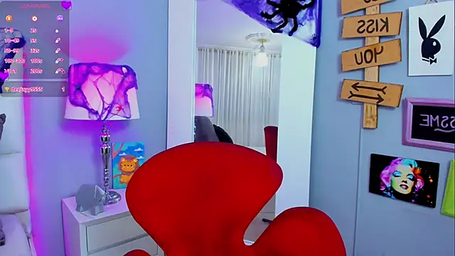 Snapshot of mia_skys chatting on October 24, 2025, 12:26 pm mia skys online show from October 24, 2025, 12:26 pm