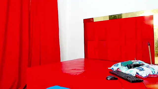 Snapshot of jamesrodriguez44 chatting on November 4, 2025, 3:32 am jamesrodriguez44 online show from November 4, 2025, 3:32 am