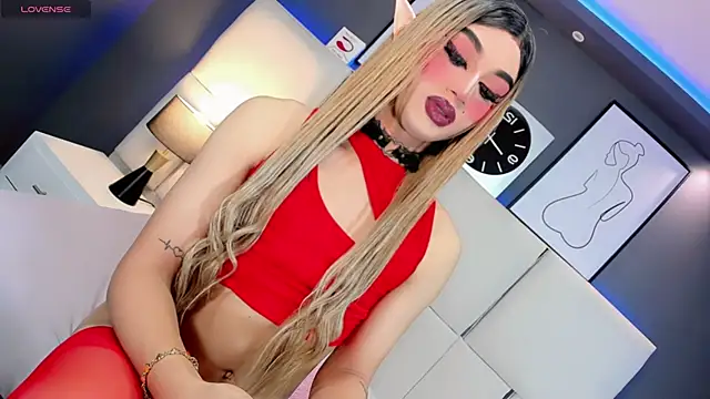 Miacuteee online show from October 23, 2025, 1:37 am