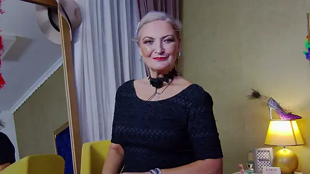 Allura Jenson online show from November 4, 2025, 8:23 pm