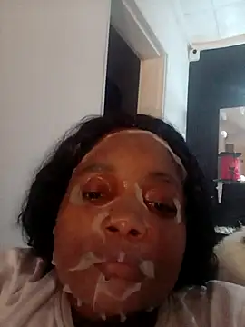 isabella brown1 online show from March 20, 2026, 7:59 pm