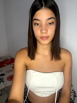 Nia08  online show from September 8, 2025, 3:11 pm