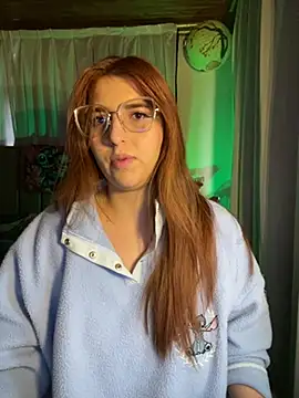 CoraVibes online show from February 5, 2026, 12:23 pm