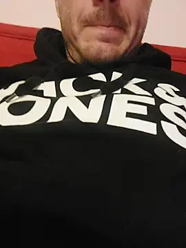 Hahahhdsj112 online show from December 5, 2025, 8:17 pm