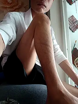 Snapshot of boyhi199x chatting on November 5, 2025, 8:06 am boyhi199x online show from November 5, 2025, 8:06 am