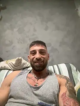 GmGit online show from October 22, 2025, 2:44 am