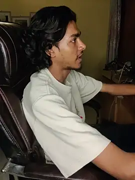 thecatfish online show from November 1, 2025, 5:18 pm