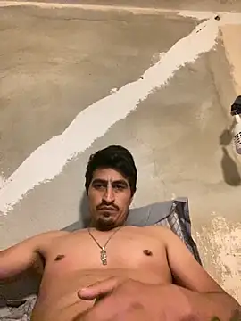 Snapshot of Arce92 chatting on October 28, 2025, 10:47 am Arce92 online show from October 28, 2025, 10:47 am