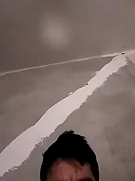 Snapshot of Arce92 chatting on December 16, 2025, 6:01 pm Arce92 online show from December 16, 2025, 6:01 pm