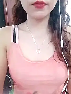 Snapshot of MyMy08 chatting on November 2, 2025, 1:05 pm MyMy08 online show from November 2, 2025, 1:05 pm