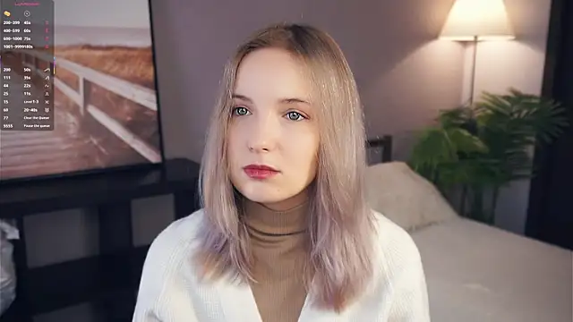 Snapshot of HongTomczak chatting on December 16, 2025, 7:45 am HongTomczak online show from December 16, 2025, 7:45 am