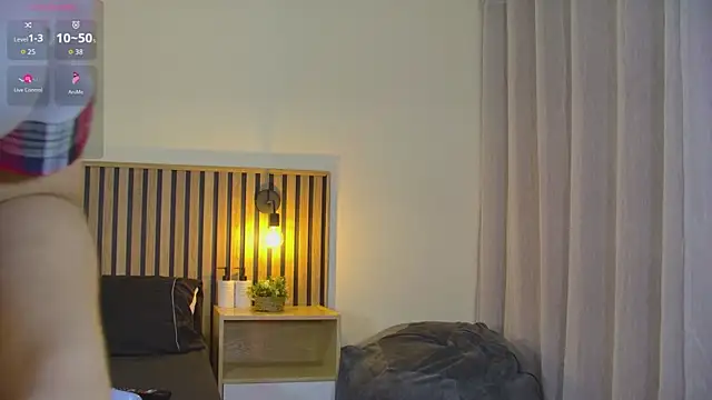 emma morales  online show from December 2, 2025, 11:45 am