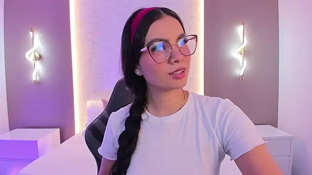 emily tolson online show from February 17, 2026, 7:22 pm