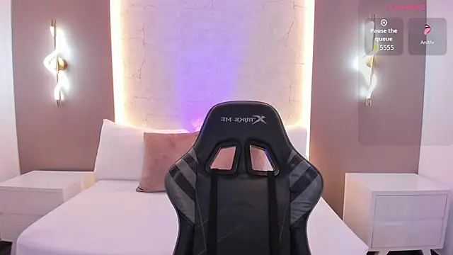 emily tolson online show from January 10, 2026, 7:20 pm