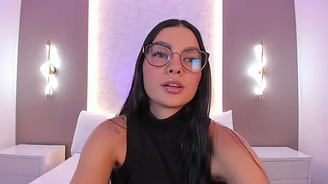 emily tolson online show from February 2, 2026, 7:24 pm