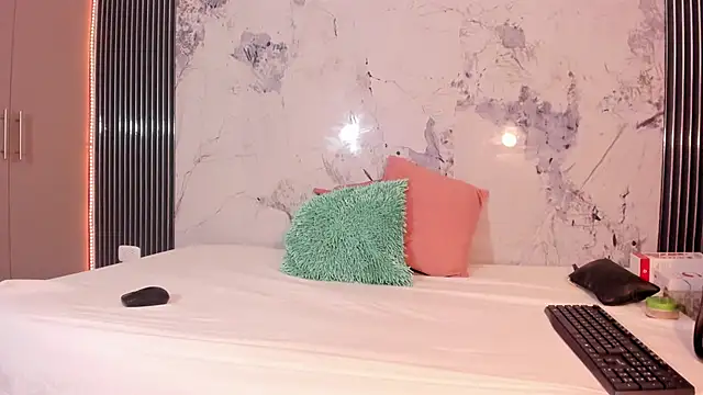 Snapshot of Mia_Duarte1 chatting on January 17, 2026, 7:28 pm Mia Duarte1 online show from January 17, 2026, 7:28 pm